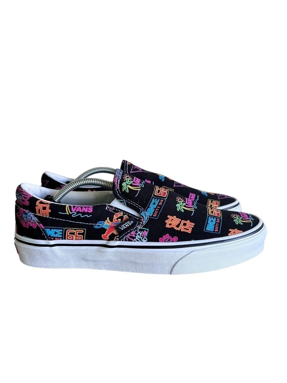 Vans NEW Unisex Classic Market Slip On Shoe Size 9.5 or 8 #201